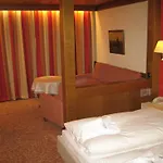 Lamm Mitteltal 4* بيرسبرون