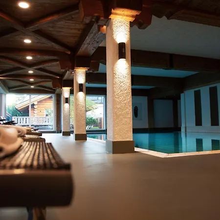 Lamm Mitteltal Szálloda 4*