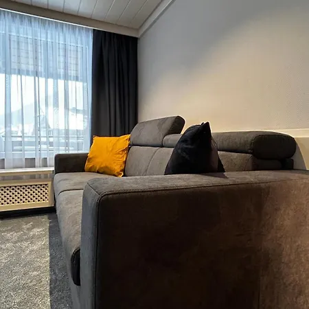 Lamm Mitteltal מלון באיירסברון