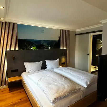 Lamm Mitteltal מלון