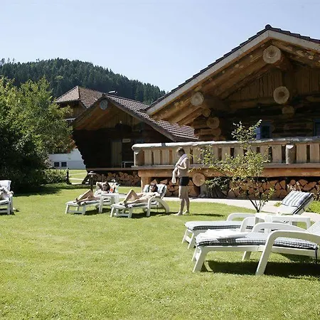 Ξενοδοχείο Lamm Mitteltal 4*